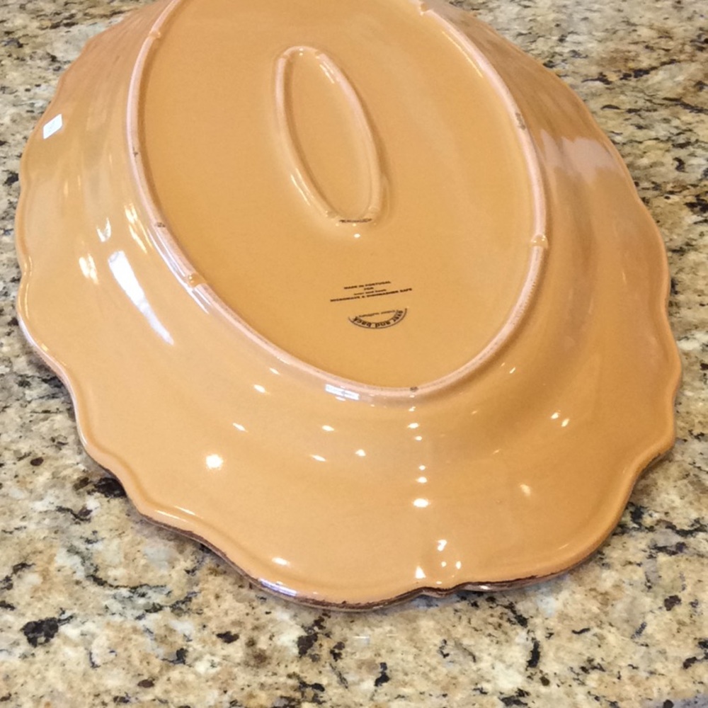 FINAL SALE PRICE Large Scallop Platter - Microwave Oven & DW Safe - Picture 6 of 6